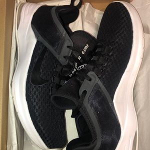 nike wmns nike air max bella tr 2